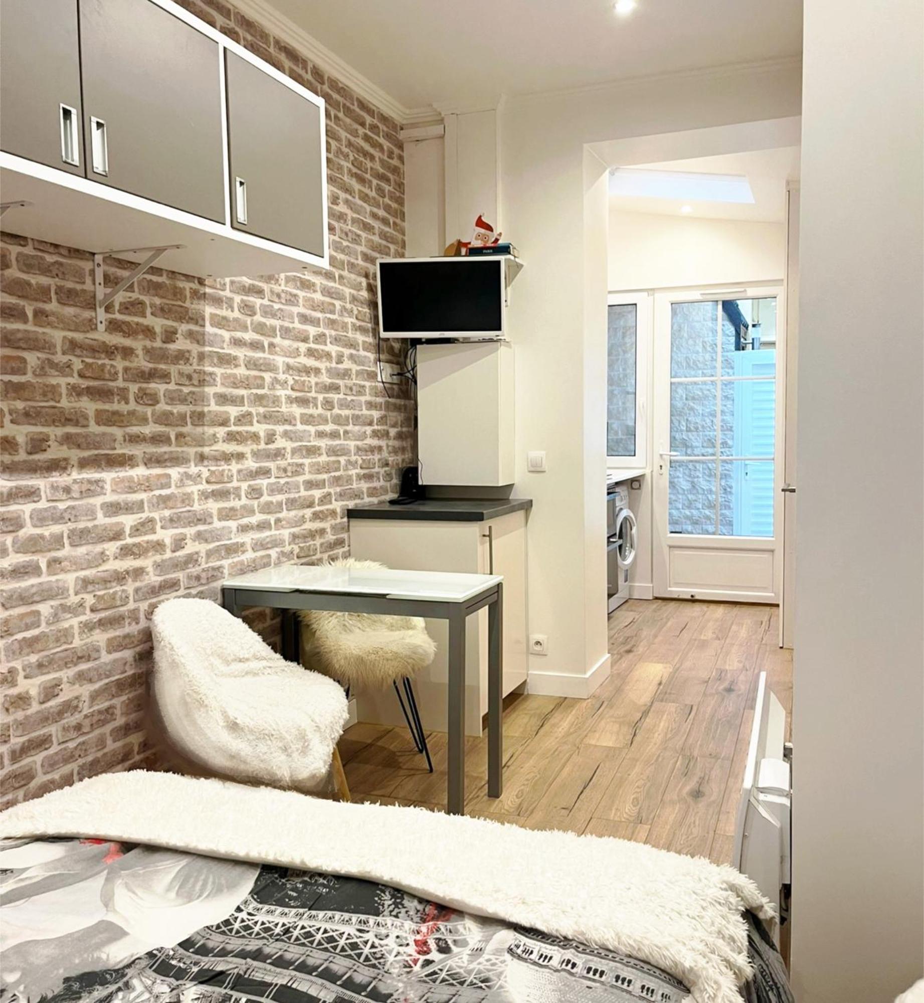 Eiffel Tower Studio With Patio 巴黎 外观 照片